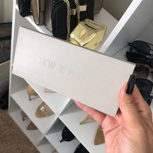 KKW x Mario palette - Authentic